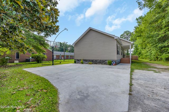 10 Hermitage Road, Castle Hayne, NC 28429
