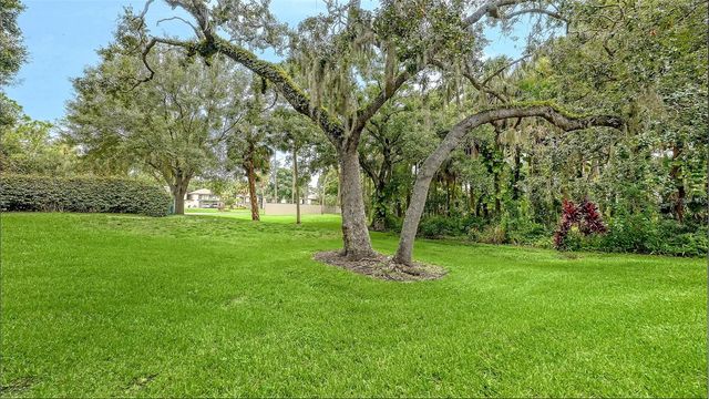 7864 EAGLE CREEK DRIVE 7864, Sarasota, FL 34243