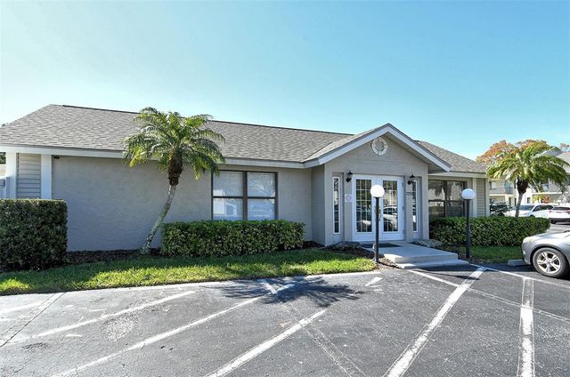 7864 EAGLE CREEK DRIVE 7864, Sarasota, FL 34243