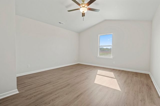 6749 Highway 66, Loris, SC 29569