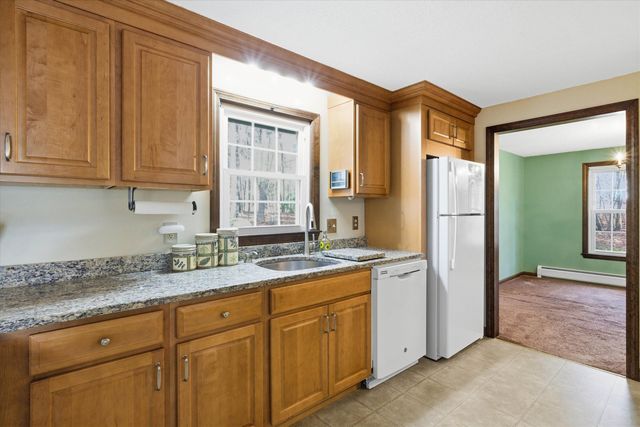 11 Park Street, Windham, NH 03087