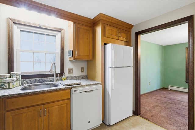 11 Park Street, Windham, NH 03087