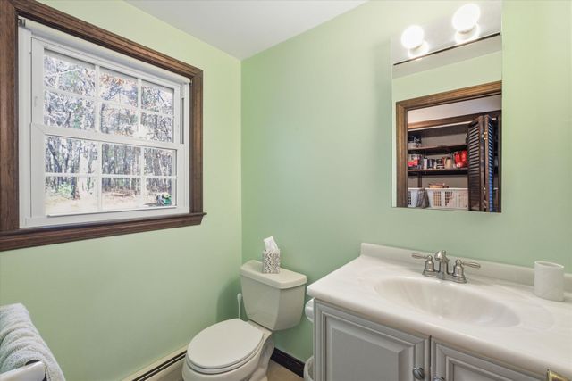 11 Park Street, Windham, NH 03087