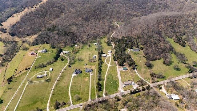 4380 Pulaski Hwy, Culleoka, TN 38451