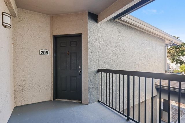 8513 LUCUYA WAY 209, Temple Terrace, FL 33637