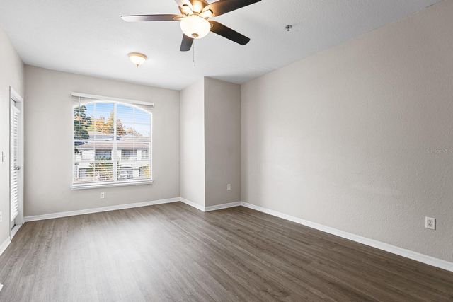 8513 LUCUYA WAY 209, Temple Terrace, FL 33637