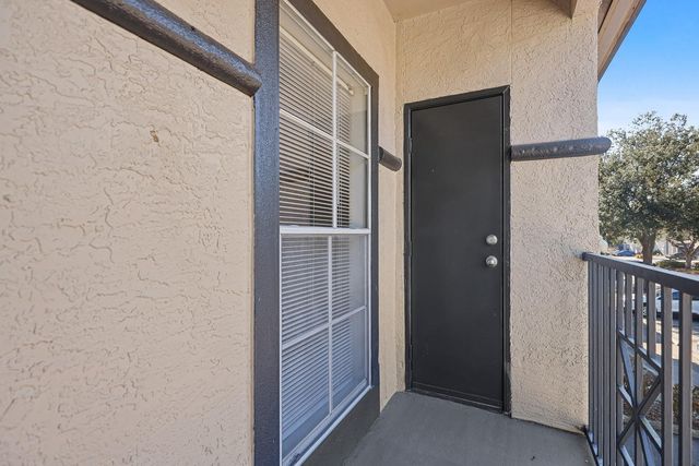 8513 LUCUYA WAY 209, Temple Terrace, FL 33637