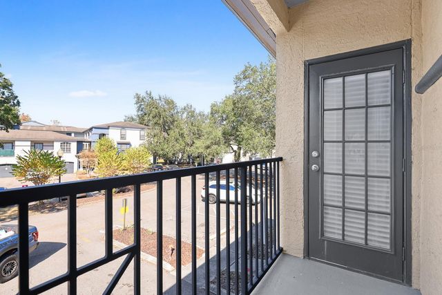 8513 LUCUYA WAY 209, Temple Terrace, FL 33637