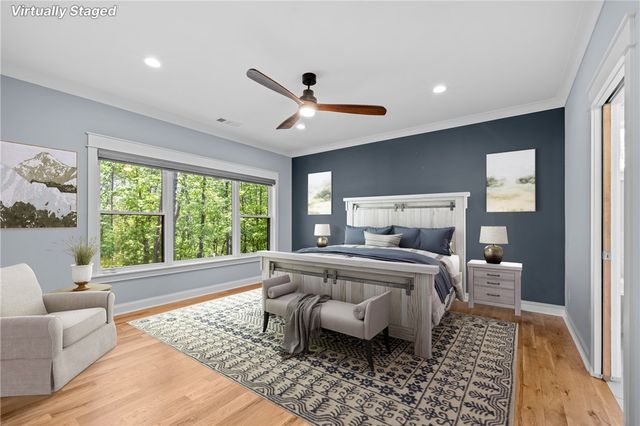 709 Keowee Bay Circle, Salem, SC 29676