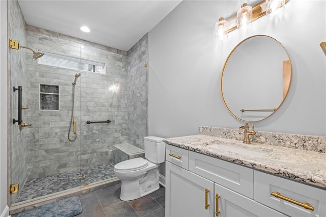 709 Keowee Bay Circle, Salem, SC 29676