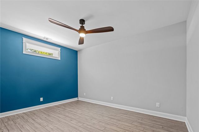 709 Keowee Bay Circle, Salem, SC 29676