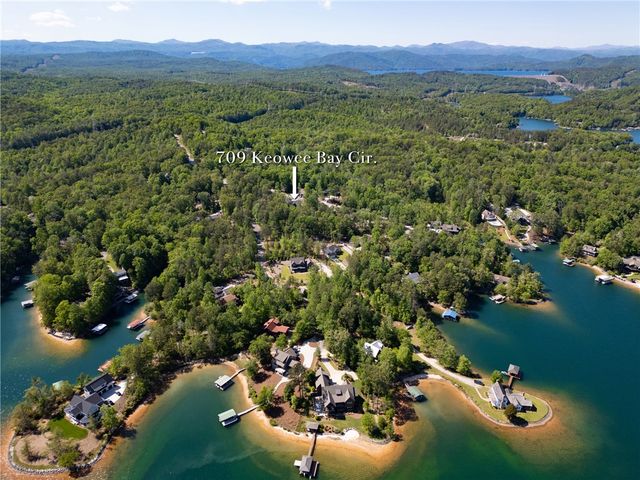 709 Keowee Bay Circle, Salem, SC 29676