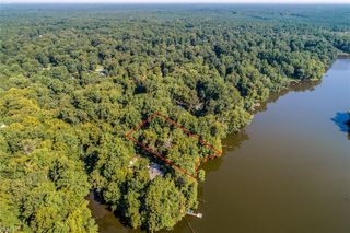 1 AC Breezy CV, Gloucester, VA 23061