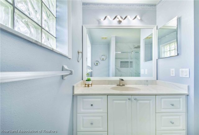 322 W Peabody Circle, Avon Park, FL 33825