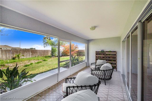 322 W Peabody Circle, Avon Park, FL 33825