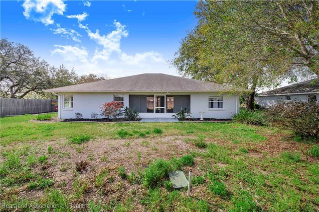 322 W Peabody Circle, Avon Park, FL 33825