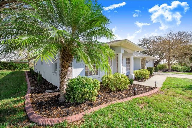 322 W Peabody Circle, Avon Park, FL 33825