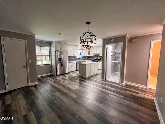 2531 Highland Park Drive, Pigeon Forge, TN 37863