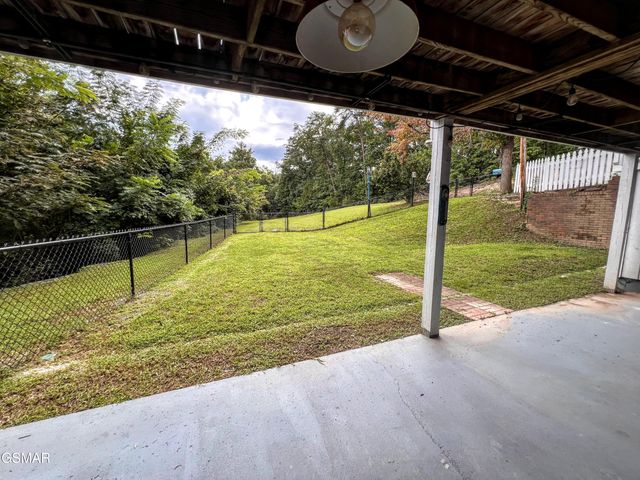 2531 Highland Park Drive, Pigeon Forge, TN 37863