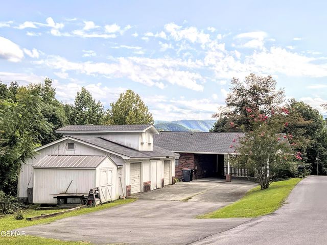 2531 Highland Park Drive, Pigeon Forge, TN 37863