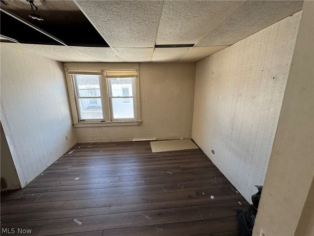 27 Wilson Avenue, Niles, OH 44446