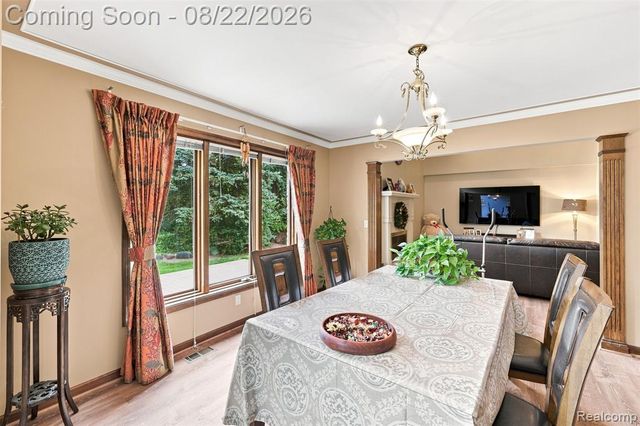 2070 Reagan Drive, Rochester Hills, MI 48309