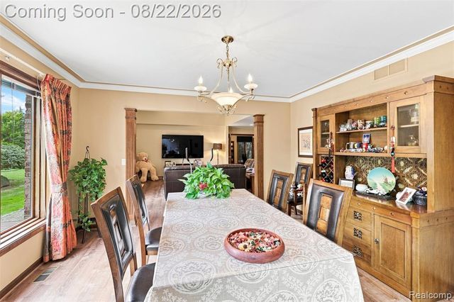 2070 Reagan Drive, Rochester Hills, MI 48309