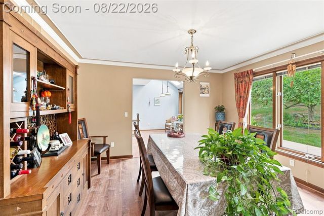 2070 Reagan Drive, Rochester Hills, MI 48309