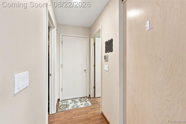 2070 Reagan Drive, Rochester Hills, MI 48309