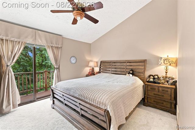 2070 Reagan Drive, Rochester Hills, MI 48309