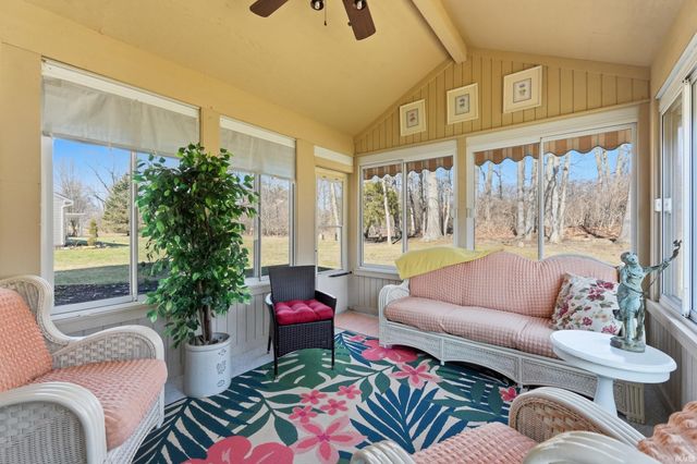 1005 Fiona Drive, Fort Wayne, IN 46845