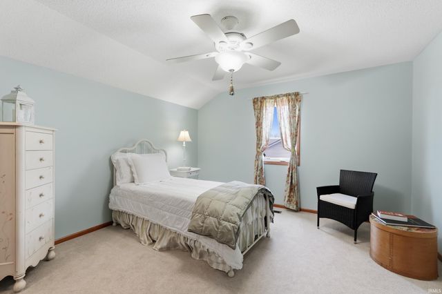 1005 Fiona Drive, Fort Wayne, IN 46845