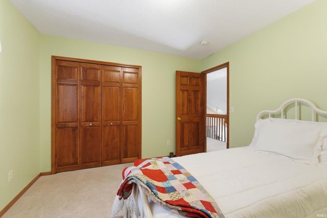 1005 Fiona Drive, Fort Wayne, IN 46845