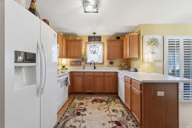 1005 Fiona Drive, Fort Wayne, IN 46845