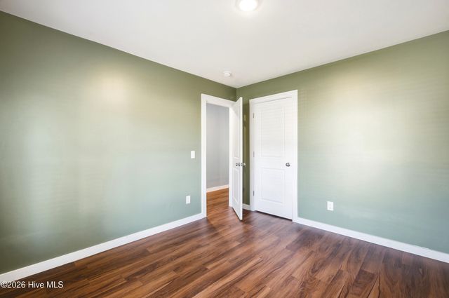 910 Pine Needles Road, Boiling Spring Lakes, NC 28461