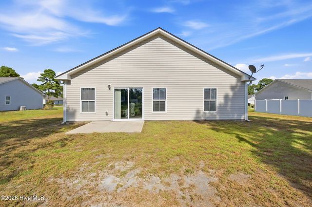 910 Pine Needles Road, Boiling Spring Lakes, NC 28461