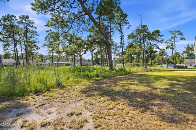 910 Pine Needles Road, Boiling Spring Lakes, NC 28461