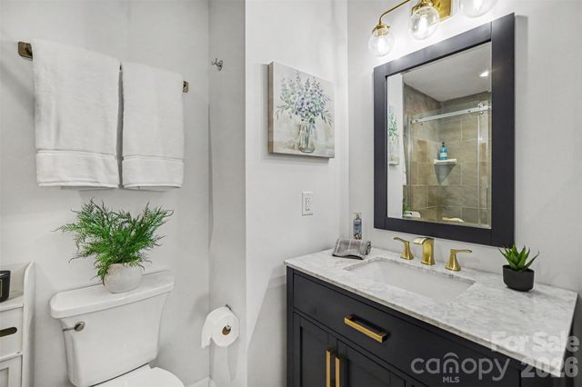 9725 Mattforest Circle, Charlotte, NC 28277