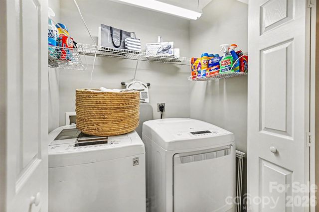 9725 Mattforest Circle, Charlotte, NC 28277