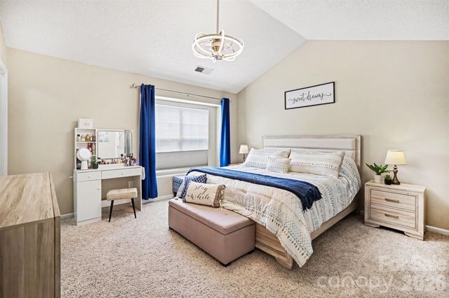 9725 Mattforest Circle, Charlotte, NC 28277