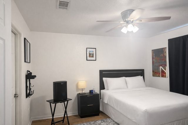 1710 Manor Garden, Greenville, TX 75401