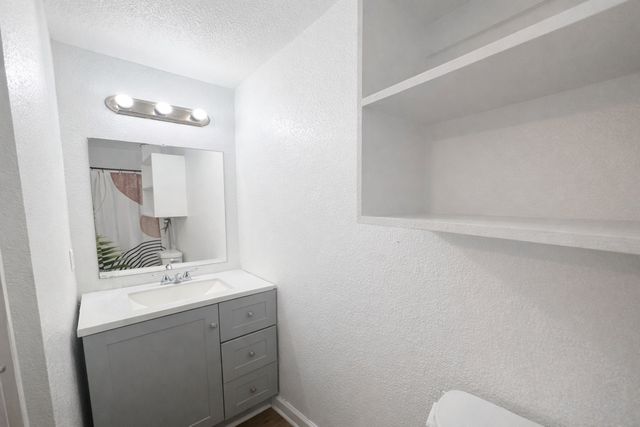 1710 Manor Garden, Greenville, TX 75401