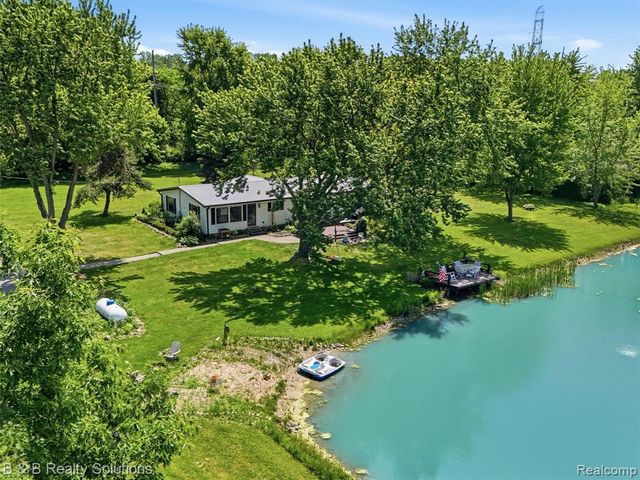 60455 Bates Road, New Haven, MI 48048