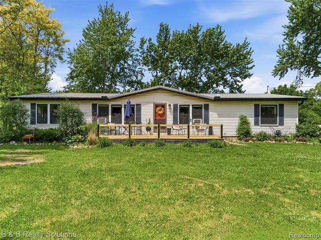 60455 Bates Road, New Haven, MI 48048