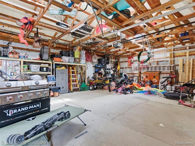 60455 Bates Road, New Haven, MI 48048
