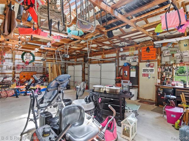 60455 Bates Road, New Haven, MI 48048