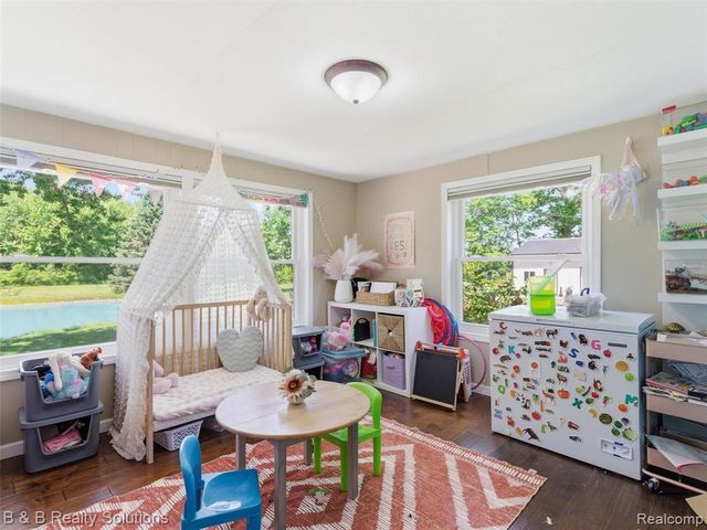 60455 Bates Road, New Haven, MI 48048