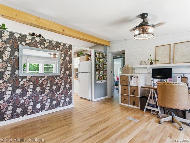 60455 Bates Road, New Haven, MI 48048