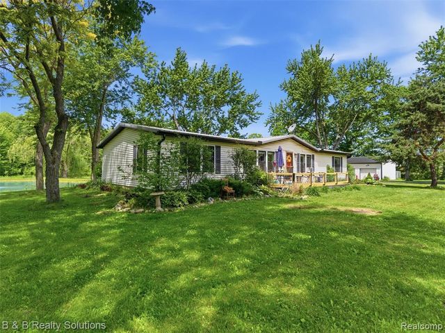 60455 Bates Road, New Haven, MI 48048