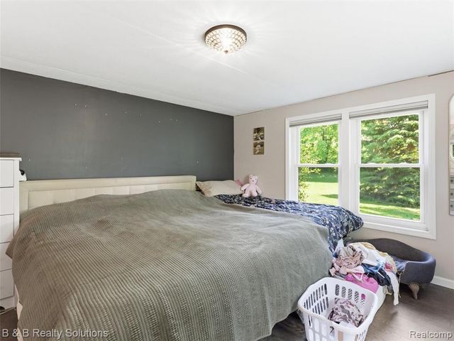 60455 Bates Road, New Haven, MI 48048